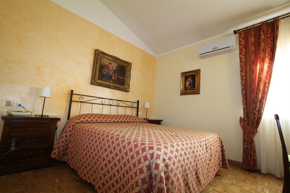 La Vecchia Fattoria Hotell Loreto Eksteriør bilde